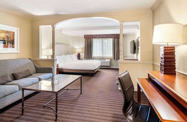Best Western Springfield Hotel