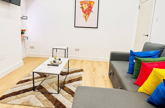 BetaHouse -3BR -Pool Table -Free Parking -Spacious
