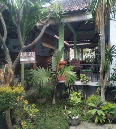 Beten Enjung Home Stay&waroeng