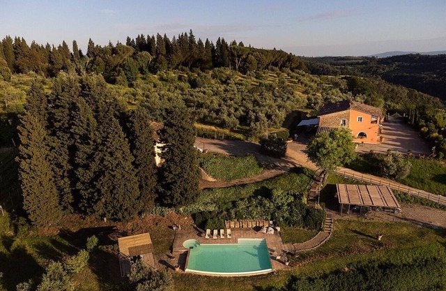 Betony Villa - Countryside villa with private pool