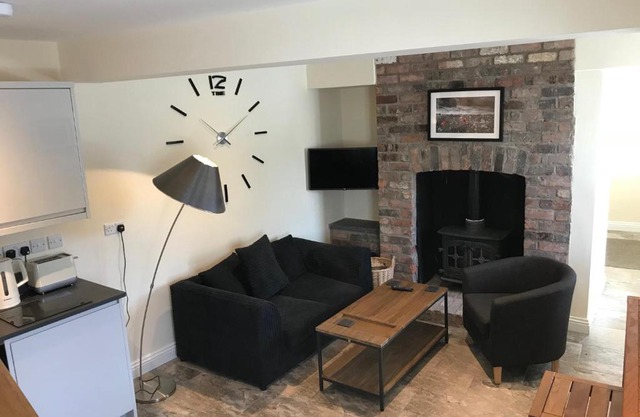 Bettws Hall Accommodation