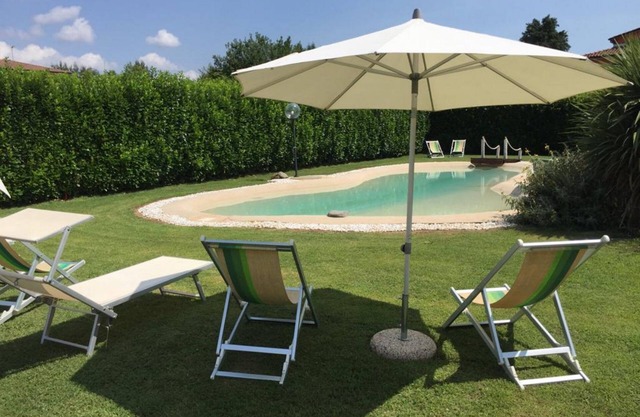 Betulla, Barga! Private beach style pool, WIFI, walk to bars/restaurants!