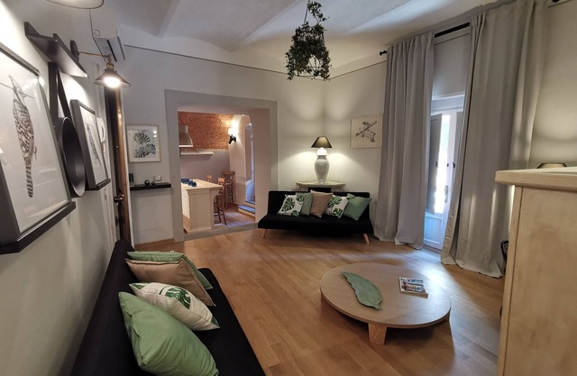 Between sky and sea in an exclusive village full of charm with a private terrace