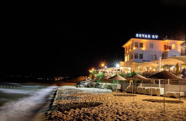 Beyaz Ev Hotel Restaurant