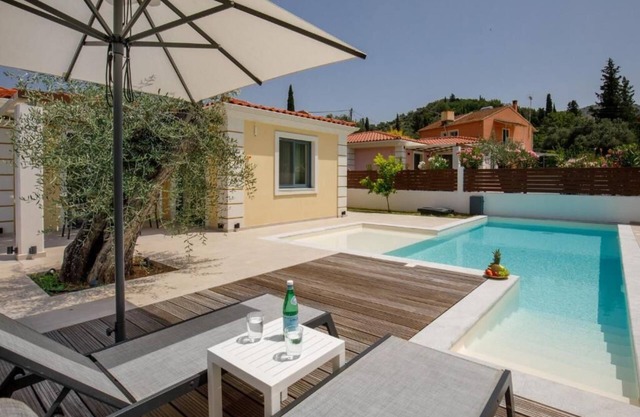 BH019 - C - Villa Kerkyra