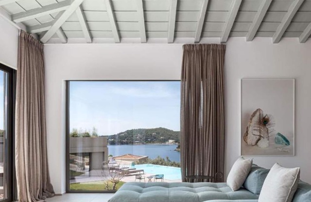 BH311 - C - Villa Skiathos