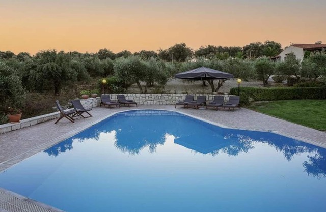 BH360 - B25 - Villa Rethymno