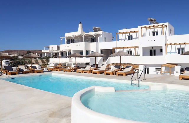BH446 - C - Suite Naxos