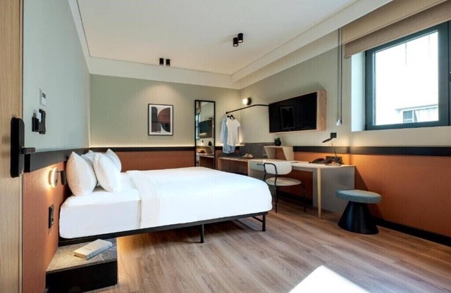BH636 - C - Room Thessaloniki
