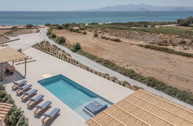 BH797 - B - Villa Naxos