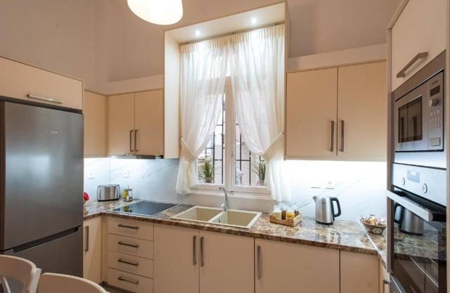 BHA056 - C - Apartment Athens