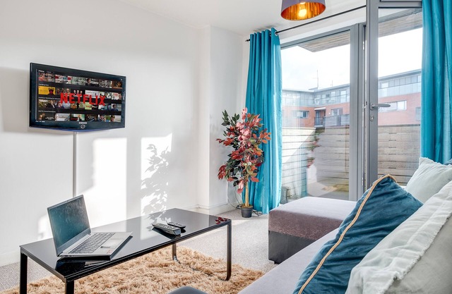 *BHX*CONTRACTOR*LONG STAY*Parking-Netflix-Balcony*