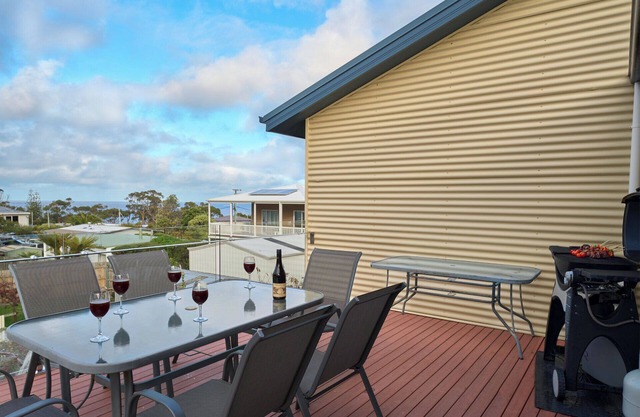 Bicheno Bliss - Freycinet Holiday Houses