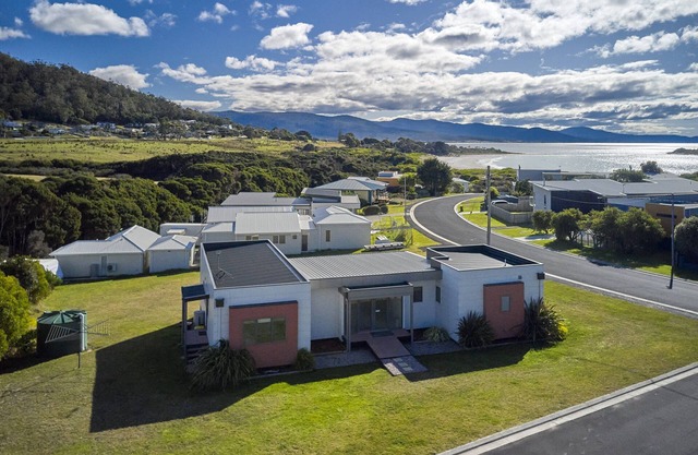Bicheno Sands - Freycinet Holdiay Houses