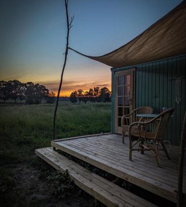 Bienenwagen Weitblick, Kamin, Sauna ganzjährig nutzbar