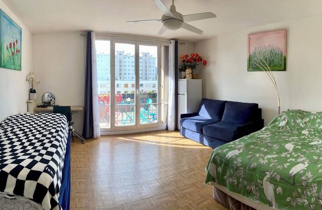 Big apartment 10 minutes from Notre Dame de Paris
