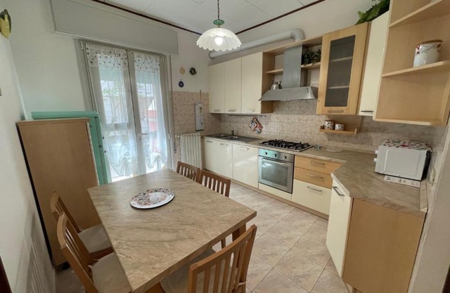 Big Apartment with 3 rooms