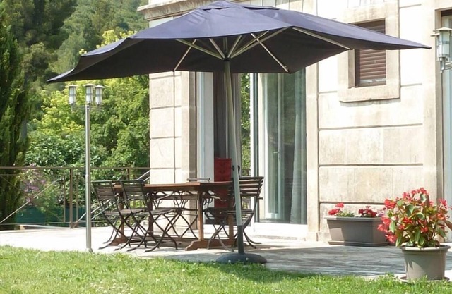 Big house of character, very sunny, seen on hills near creeks, beaches and CassisVilla - Marseille