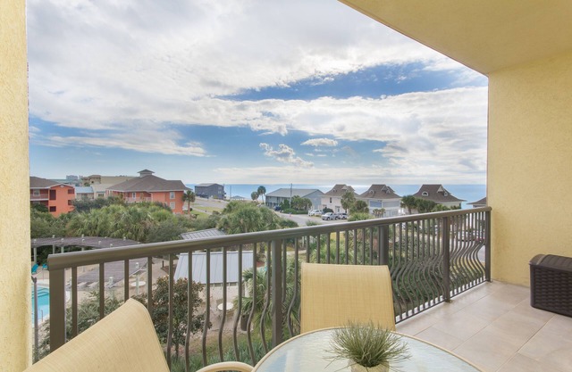 BIG OCEAN VIEWS.LABOR DAY OPEN! BEACH SERVICE INCLUDED!.BOOK NOW