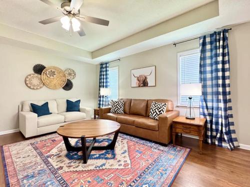 Big Sky Bungalow - 5 Beds Sleeps 8