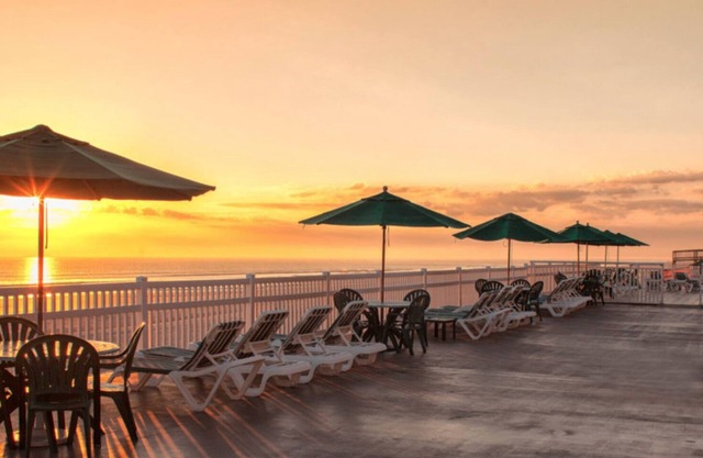 BIKETOBERFEST - OCEANFRONT - ROYAL FLORIDIAN ORMOND BCH/9 MI FROM DAYTONA BCH