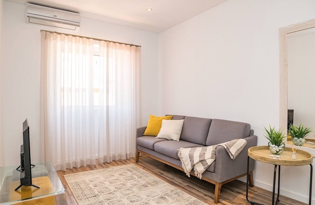 Binge Red Apartment, Wifi, AC, Terrace