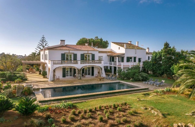Binimasso Menorca - Six Bedroom Villa, Sleeps 12