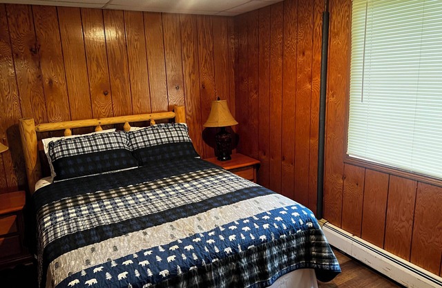 Birch Point Resort Black Cherry Suite #9