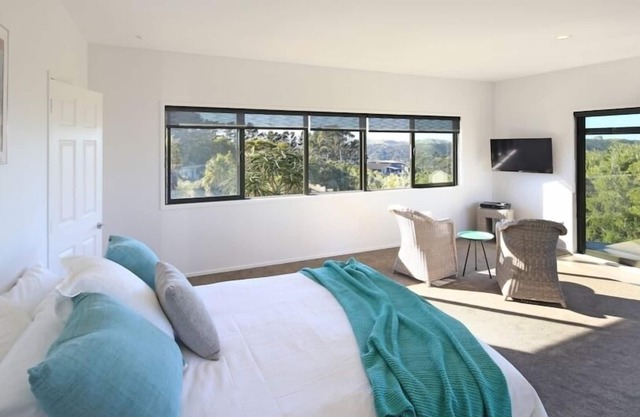 Birdsong on Waiheke - Stay Waiheke