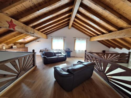Birdy's House, duplex pour 9 pers à Savièse