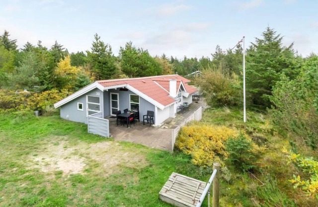 "Biriel" - 1km from the sea by Interhome