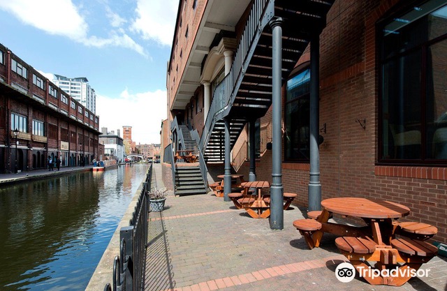 Birmingham City Centre Bridge Street hotel