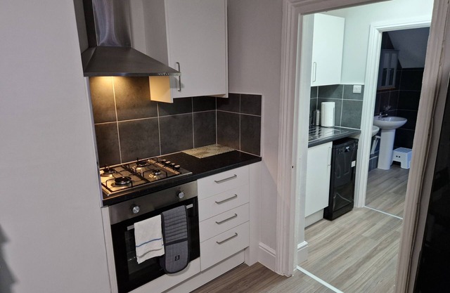 Birtley's Amethyst, 3 Bedroom Apt ,sleeps 6 Guest