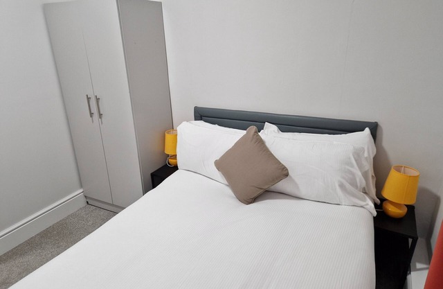Birtley's Amethyst, 3 bedroom Apt ,sleeps 6 Guest