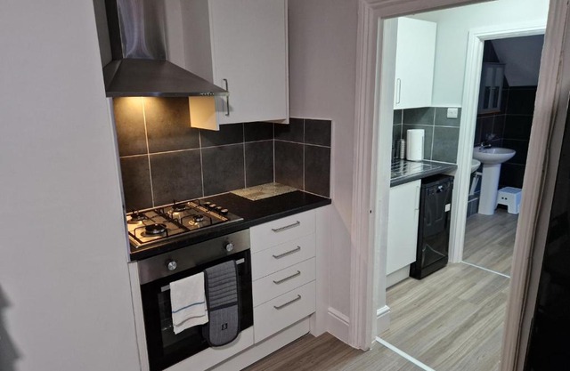 Birtley's Amethyst, 3 bedroom Apt ,sleeps 6 Guest