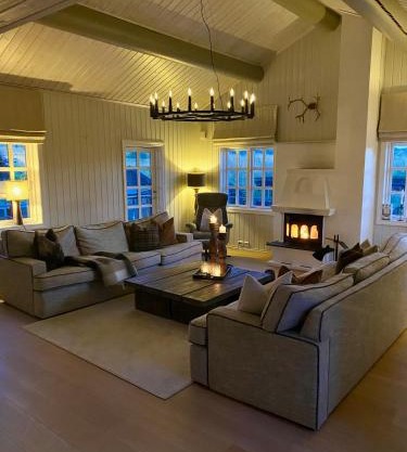 Bjarnebu - 4 bedroom cabin in Rauland