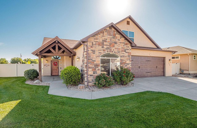 Black Bear IV: Spacious, Stylish & Dog-Friendly