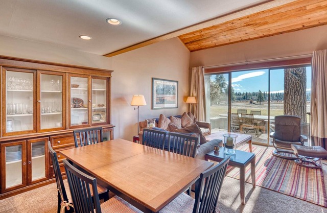 Black Butte Ranch Lodge Condo 022