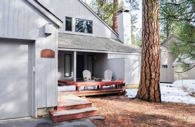 Black Butte Ranch Ranch House 002