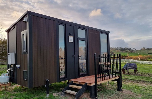 Black Horse Cabin 1 by Tiny Away