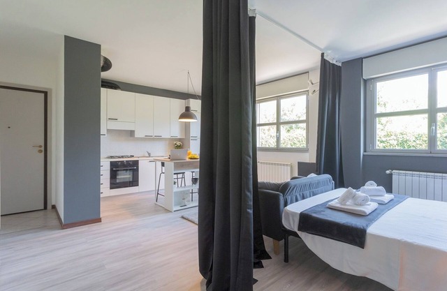 Black Loft Como by Rent all Como