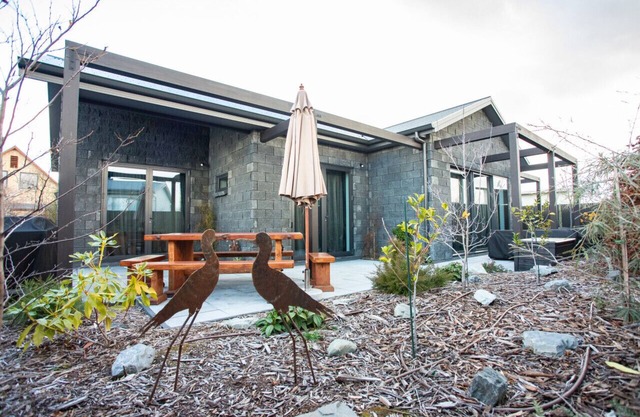 Black Stilt Retreat, STUNNING luxury property