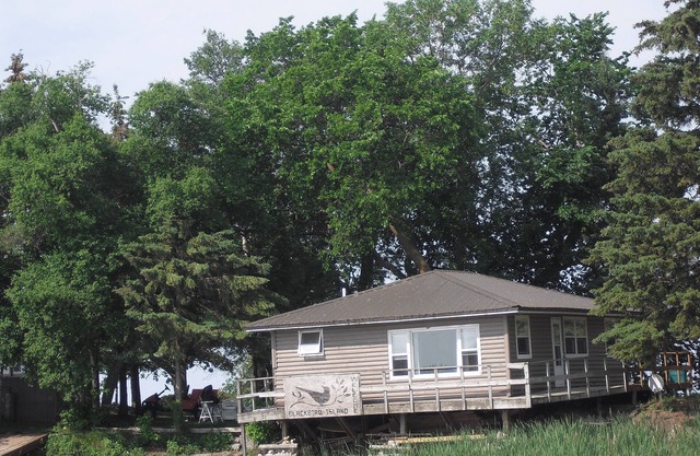 Blackbird Island (private island)