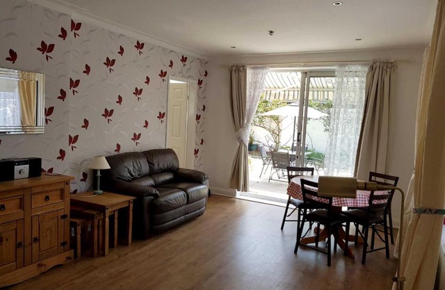 Blackpoolholidaylets The Bungalow