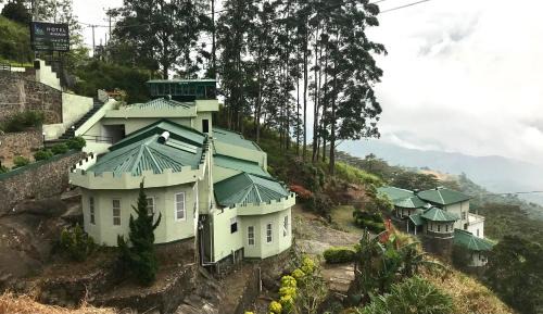 Blackwood Hotel