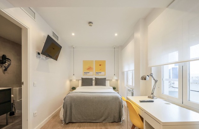 Blasco de Garay, double room with gym 105