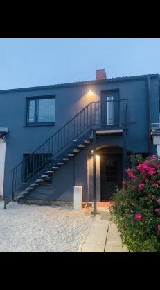 Blaue 8 -2