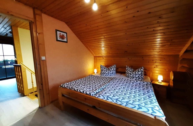Blockhaus in Harzgerode mit Balkon.