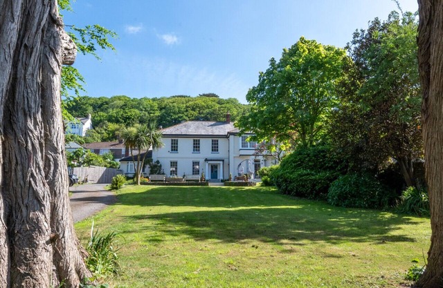 Bloomfield House - Five Bedroom House, Sleeps 10