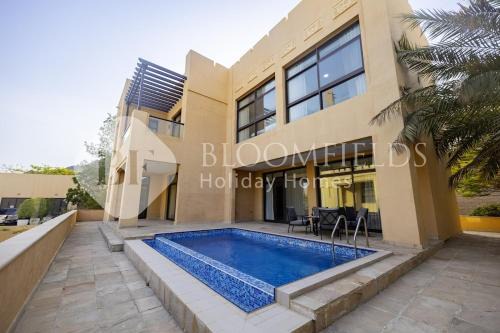 Bloomfields 3Br Villa Mina AlFajer with private pool